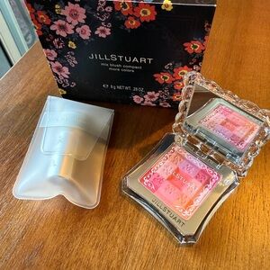 Jill Stuart Mix Blush Compact with brush! Never used!